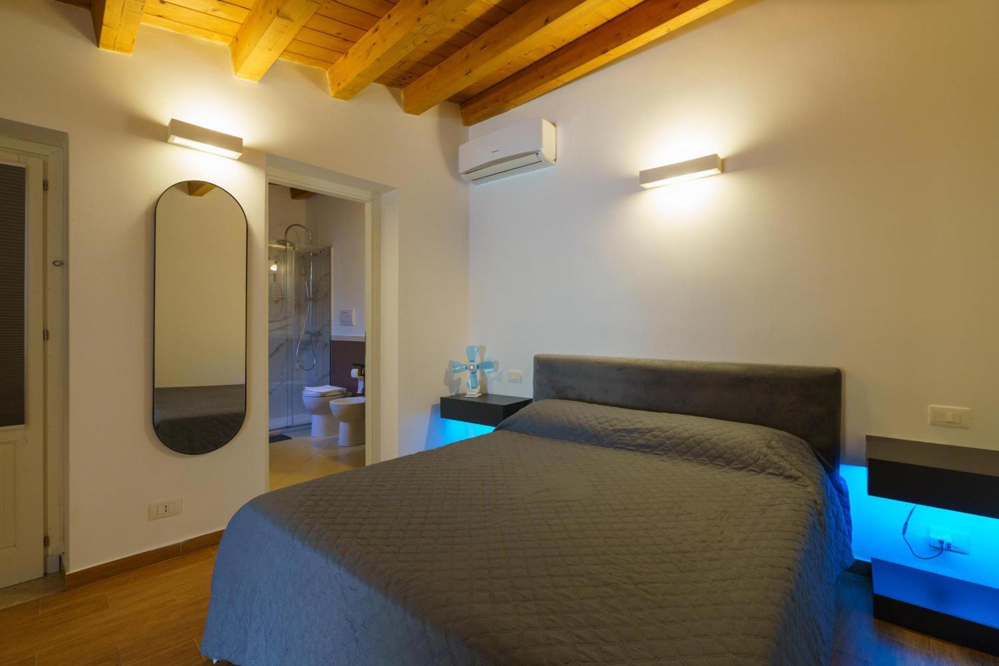Maquedino Holiday Home & Terrace - Cozy Central Loft Palermo Exteriér fotografie